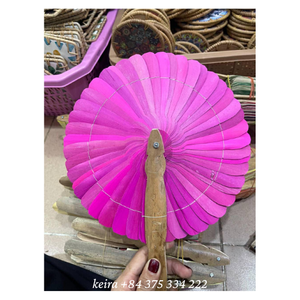 Abanico de Hoja de Palma Vietnamita Hecho a Mano, Tejido Artesanal Tradicional para Decoración de Paredes Tropicales y Estilo de Vida - Product Image 4