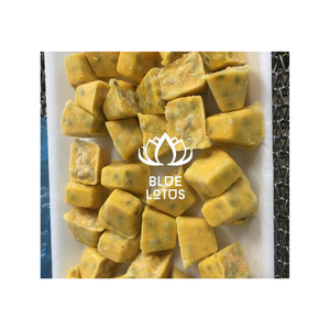 Brix 15% IQF Puré de pulpa de maracuyá congelado con semilla o sin semilla Vietnam Precio bajo Embalaje a granel Blue Lotus Factory Venta completa - Product Image 1