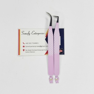 Pince à épiler professionnelle antistatique durable en acier inoxydable avec logo personnalisé imprimé motif ours Somofy Enterprises - Product Image 1