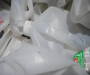 Déchets de bouteilles de lait HDPE en matière plastique, déchets de film hdpe, déchets de recyclage hdpe - Product Image 2