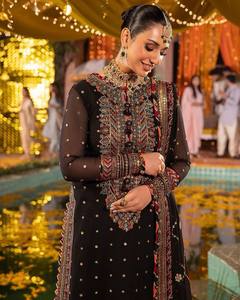 ชุดปาร์ตี้ดูดีไซน์เนอร์กับพื้นล่างด้วย dupatta - Product Image 3