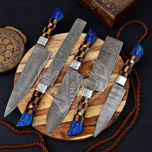 Ensemble de couteaux de chef en acier Damas faits à la main sur mesure OEM, magnifique manche en bois avec étui en cuir |   Couteaux professionnels - Product Image 4