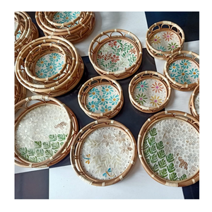 Plateau de service en rotin de qualité supérieure avec incrustation de nacre, plateau décoratif tissé à la main pour la maison et les restaurants - Product Image 2