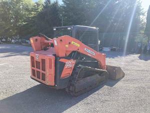 Kubota SSV75รถตักดินรถตักแนวใหม่ดั้งเดิมพร้อมมอเตอร์ปั๊มแบริ่งเครื่องยนต์สำหรับงานก่อสร้าง