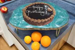 Support à gâteau en résine écologique et élégant, antiadhésif, avec plateau de service à couteau amovible, fait à la main, peint à la main, couleur personnalisée, artisanat - Product Image 2