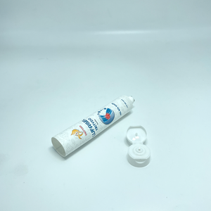 หลอดครีมเครื่องสำอาง PE สีขาว ฝาเปิดแบบพลิก บรรจุภัณฑ์พลาสติก พิมพ์ลายเงา โลโก้สั่งทำ ปั๊มร้อน สำหรับเจลทามือและผิวกาย - Product Image 2