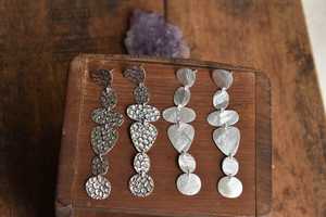 Boucles d'oreilles élégantes en argent sterling 925 avec dos vissé pour les épouses et les mamans le jour de la fête des mères - Product Image 2