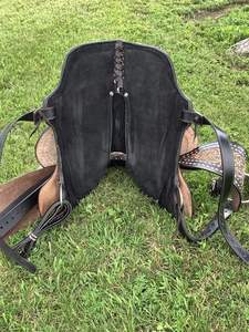 100% Genuine Leather Western Saddle of Wooden or Fiber Glass <b>Tree</b> Light <b>Weight</b> for Safe Horse Riding Available at Wholesale - Product Image 3