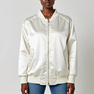 Chaqueta Bomber de satén acolchada de gran tamaño para mujer, abrigo ligero cálido de invierno para vuelo MA con hombro caído, estilo de béisbol de punto - Product Image 5