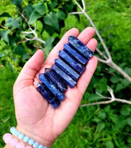 Tự Nhiên Sodalite Tháp 0 Đến 2 Inch Đánh Bóng Màu Xanh Pha Lê Điểm Cho Chữa Bệnh Đá Số Lượng Lớn Bán Buôn Pha Lê Wand - Product Image 4