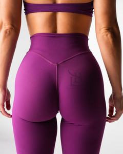 Últimas mallas acampanadas sin esfuerzo de color violeta profundo, figura favorecedora, costura en la cadera, cintura alta y ropa activa, mallas de gimnasio a la moda para mujer - Product Image 4
