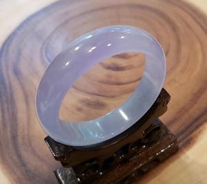 Bracelets en résine d'alliage de haute qualité accessoires de main d'incrustation de réglage de lunette colorée élégante pour les tenues de fête et de mariage - Product Image 1