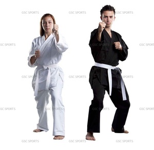 Uniformes de karaté pour femmes, costumes de karaté légers faits sur mesure pour hommes et femmes avec un matériau hautement renforcé et durable - Product Image 6