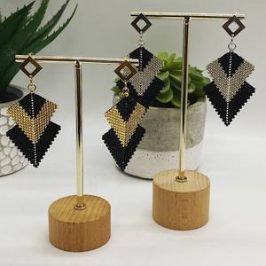 Pendientes bohemios con cuentas y diseño de turquesa, flecos en cascada, regalo de joyería único - Product Image 1