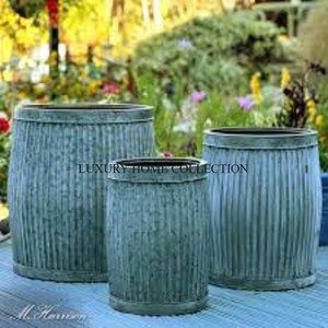 Grand bac à plantes galvanisé de style vintage pour la plantation de fleurs, d'herbes et d'arbustes avec construction en métal durable - Product Image 2