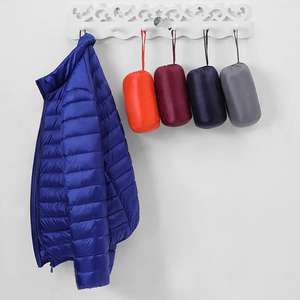 Fabricant de vestes matelassées personnalisées pour hommes avec capuche Manteaux noirs pour hommes Imperméable de haute qualité Streetwear Doudoune en stock - Product Image 1