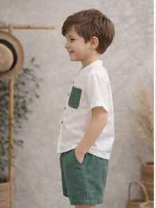 ชุดเสื้อเชิ้ตและกางเกงขาสั้นผ้าลินินสำหรับเด็กผู้ชาย |   ชุดผ้าฝ้ายลินินระบายอากาศสำหรับเด็ก สีเขียวและสีขาว พร้อมชุดเซ็ตมีกระเป๋า - Product Image 3