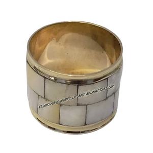 Servilletero de metal decorativo del mejor vendedor con nácar para boda Hotel restaurante - Product Image 1