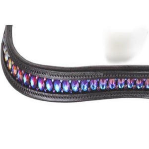 Bande de front en cuir en forme de vague de canal vide avec chaîne en cristal décorative et bouton pression pour fermeture à boucle tailles personnalisées disponibles - Product Image 4