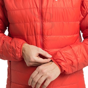 Chaquetas acolchadas con capucha de moda para hombre, diseño acolchado de estilo informal, cremallera Reversible impermeable ligera para invierno cálido - Product Image 6