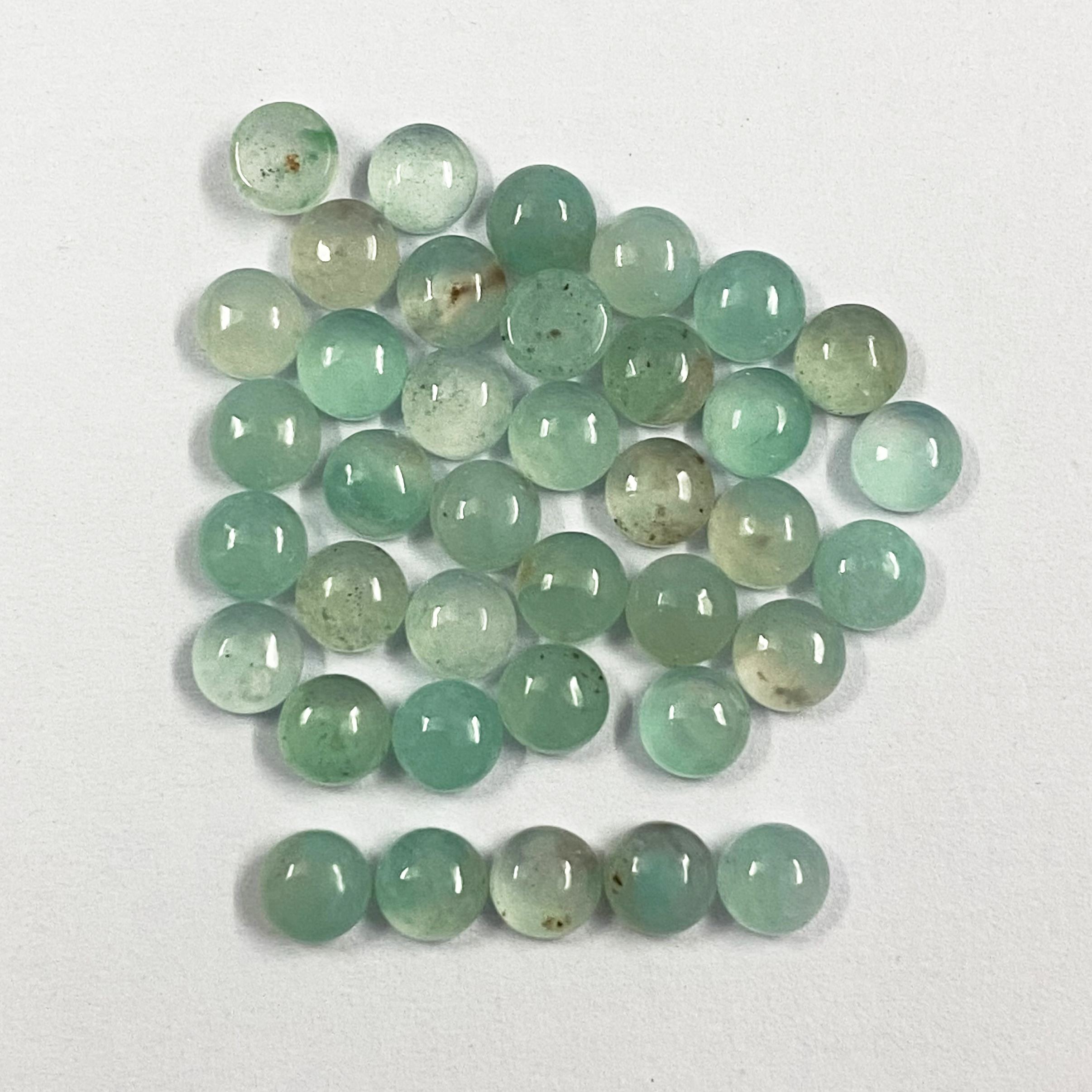 สีเขียว