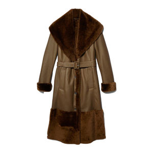 Manteaux en fourrure pour femmes élégants et luxueux avec doublure douce et chaude, parfaits pour la mode d'hiver et les occasions élégantes, offrant confort et grâce - Product Image 2