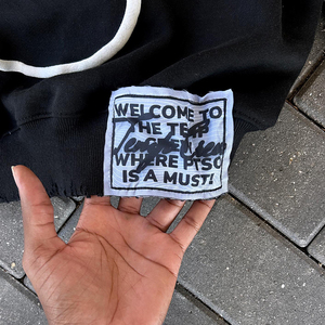 Sudaderas con capucha con estampado de diamantes de imitación y cremallera cuadrada desgastada de gran tamaño de algodón pesado de alta calidad con logotipo personalizado - Product Image 3