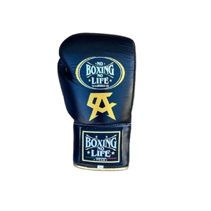 ถุงมือชกมวยหนังวัวแท้คุณภาพสูง RTS สีดำและสีทอง รุ่น No Boxing No Life แบบเต็มนิ้ว ปรับขนาดได้ด้วยเชือกผูก CP-BG-103 - Product Image 3
