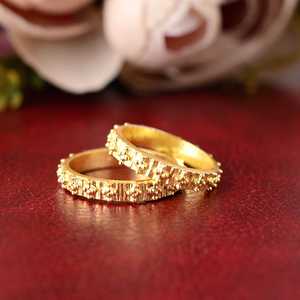 Anillo minimalista de latón con textura de cuentas, chapado en oro de 18k, anillo de banda al por mayor para mujer - Product Image 6