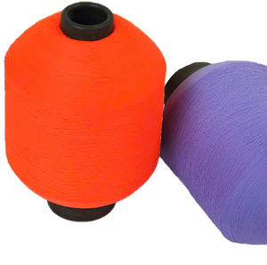 Tissu polyester écologique 150D à séchage rapide durable et extensible pour les vêtements et les textiles de maison 100% motif teint en polyester - Product Image 4