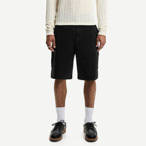 Pantalones vaqueros holgados personalizados al por mayor para hombre, pantalones cortos de mezclilla desgastados y recortados de gran tamaño con empalme Vintage para hombre - Product Image 6