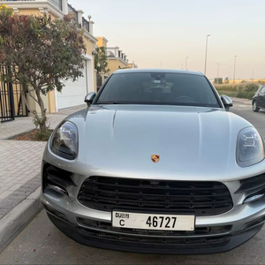 Soldes de saison 2021 Porschess Macans avec sièges en cuir à direction gauche - Product Image 1