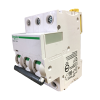 Disjoncteur miniature industriel Schneider TeSys A9F74363 IC60N, disjoncteur MCB, 3P, courant nominal 63A, capacité de coupure 3P