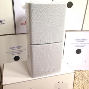 Altavoz Doble Cube MINT DoubleShot Lifestyle Acoustimass Blanco Hermoso! - Product Image 3