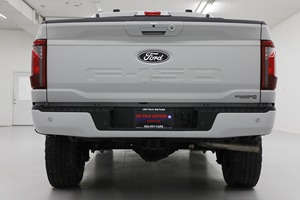Camioneta Usada 2024, Tamaño Completo, XLT, Cabina Doble, Edición 4x4 - Product Image 2