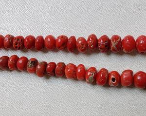 Hilo de 16 pulgadas, cuentas pulidas lisas Rondelle de Coral rojo, cuentas de Coral rojo viejo liso tamaño 10MM a 5 MM piedra preciosa - Product Image 4