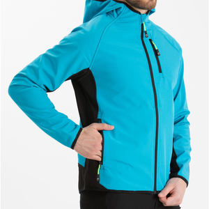 Chaqueta Softshell ligera para hombre, diseño impermeable a prueba de viento de calidad superior con cierre de cremallera, característica transpirable, OEM nuevo - Product Image 4