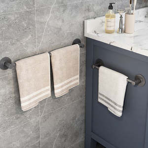 Porte-serviettes mural en métal idéal pour les salles de bains modernes et un rangement efficace - Product Image 2