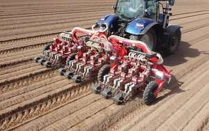 We Supply Best High Quality Zero <b>Till</b> Seed Fertilizer Drill Seeding & Plantation Agricultural <b>Machinery</b> At Affordable Price - Product Image 5