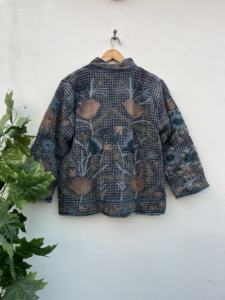 Veste brodée Suzani faite à la main veste courte Suzani femmes vêtements de plage robe courte matelassée vêtements d'hiver veste - Product Image 5