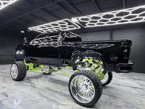 MINT HIGH WHEELS 2021 Silverado 2500 High Country Duramax 4x4 - Product Image 3