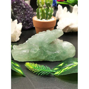 Lézard en fluorite verte, magnifique pierre de fluorite naturelle sculptée à la main - Décoration d'intérieur en cristal - Product Image 1