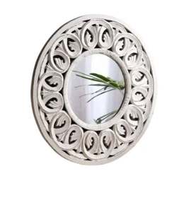 Vente chaude grand cadre de miroir mural rond sculpté à la main pour la décoration du salon acheter miroir mural moderne fabriqué en bois blanc miroir en bois - Product Image 1