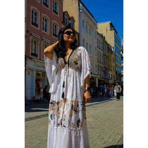 Vestido Largo Boho Floral de Seda y Viscosa, Estilo Translúcido a la Moda - Product Image 3