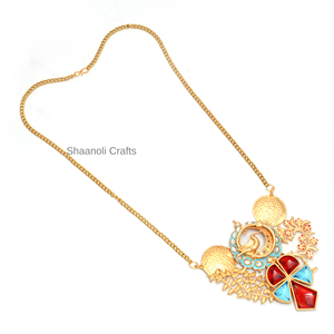 Collar de fusión de diseñador hecho a mano con collares de trabajo chapados en oro de perlas y diamantes para mujer para boda, Haldi, ropa de fiesta - Product Image 3