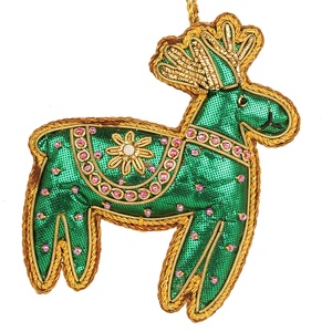 Décorations de Noël en satin de velours perlé brodé à la main Formes personnalisées Ornement Père Noël Chaussettes Girafe Éléphant PAON - Product Image 1