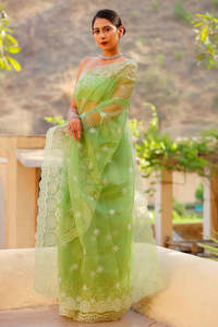 Saree en organza de soie de travail de broderie indienne de luxe avec pièce de chemisier pour les femmes pour la fête porter un mariage dans le Style Bollywood - Product Image 3