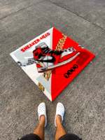 Tapis de basket en acrylique de haute qualité tufté à la main avec une chaussure de marque de designer célèbre Tapis personnalisé Espace de porte Salon au prix de gros
