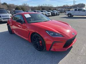 GR86 Base 2024, nouvelle berline automatique R20, intérieur foncé, caméra, turbo, à vendre - Product Image 2