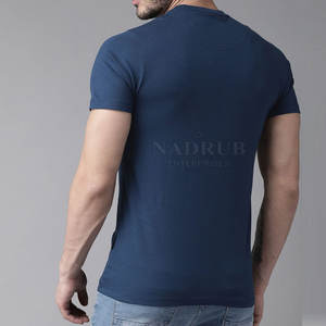 T-shirt en relief 3D en coton doux et conçu pour un style quotidien T-shirt en relief de haute qualité - Product Image 2